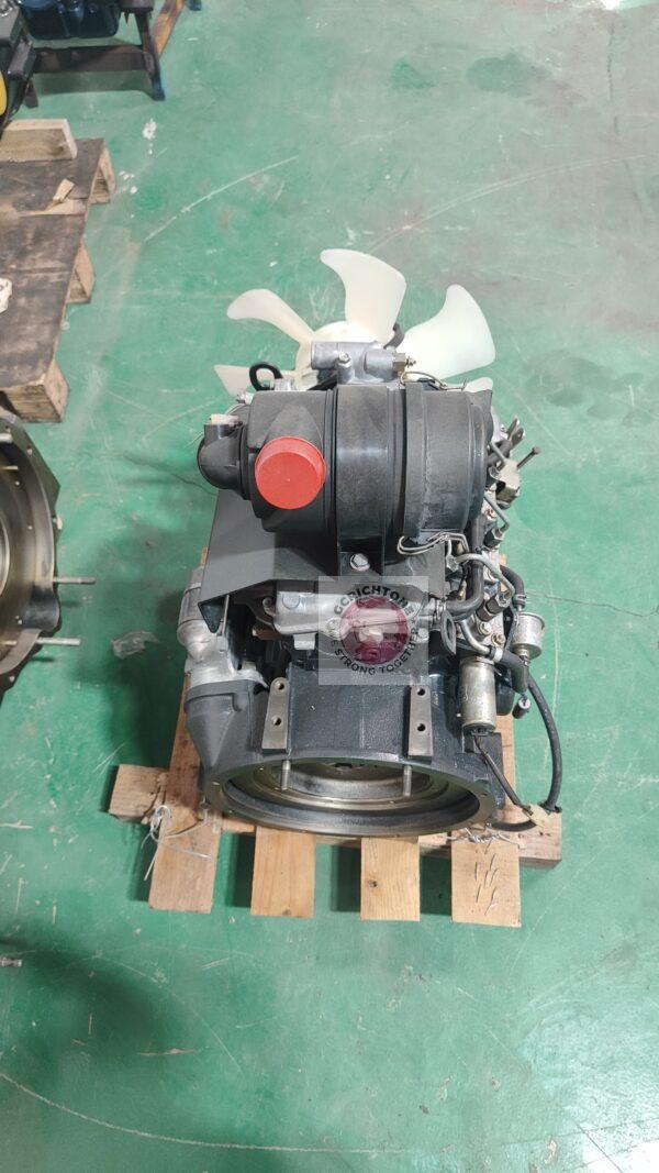 Diesel engine Isuzu 3LB1